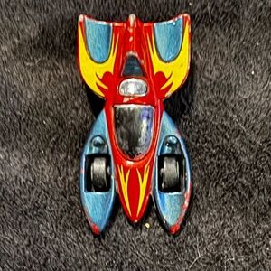 Maisto PodVee 1:64 Diecast Car